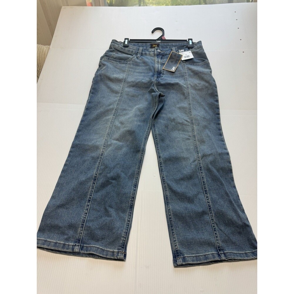Lee Women’s Capri Jeans Mid Rise Stretch Blue Denim NWT Size 10